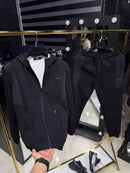 CONJUNTO NK TECH FLEECE + CAMISA